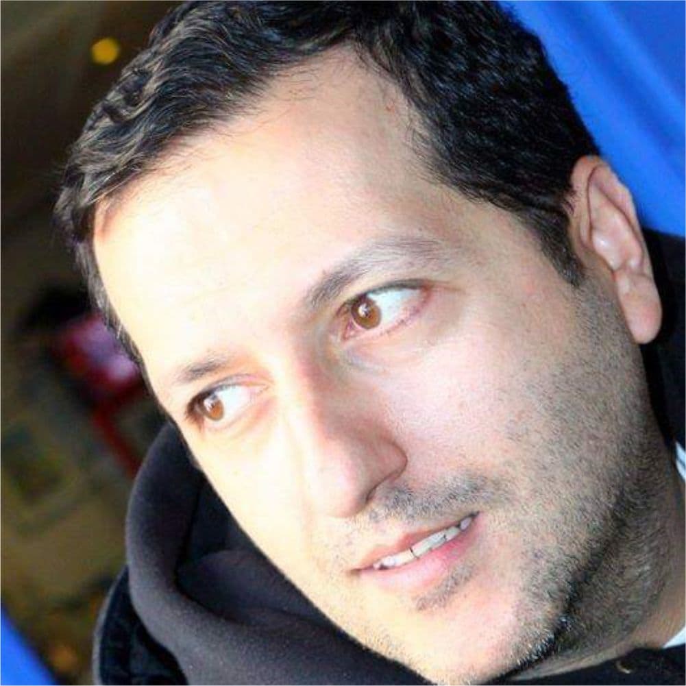 Βασίλης Τσικάρας